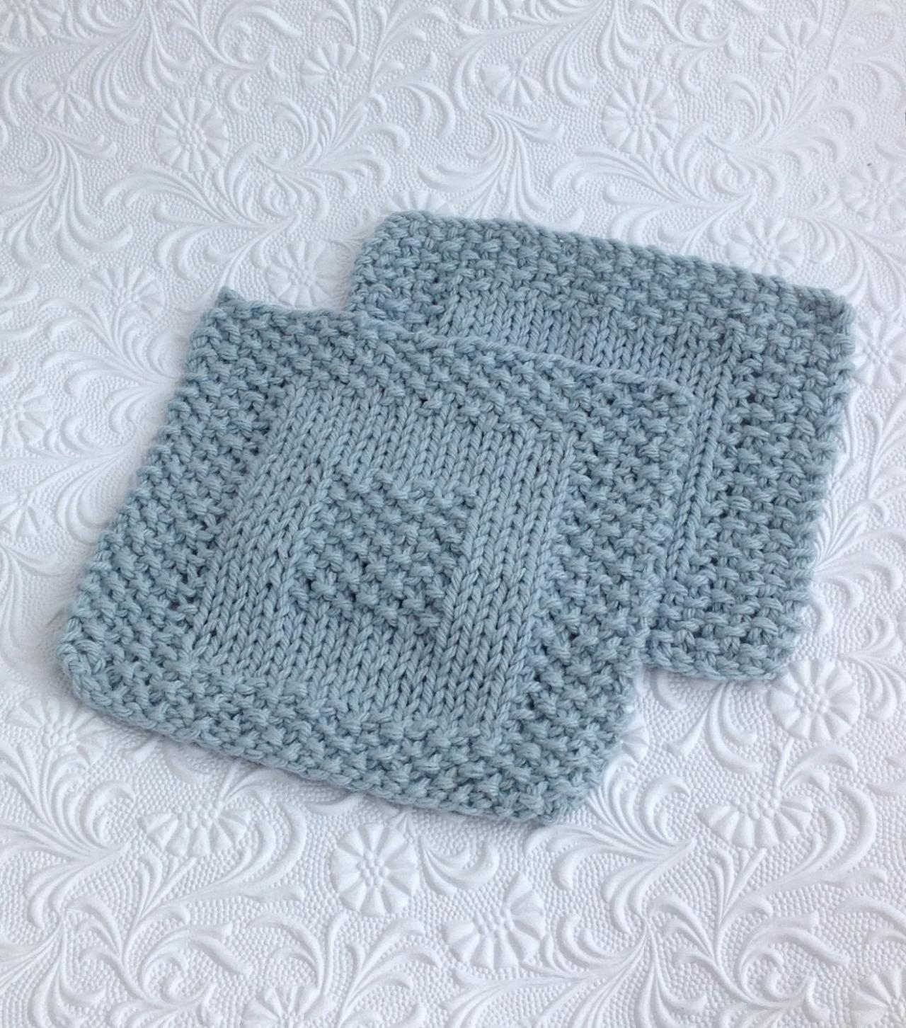 Hand Knitted Baby Blanket 30x30 on Luulla